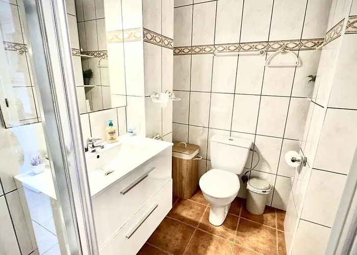 Appartement Sea Breeze In Playa De Americas By Deihu Experiences *