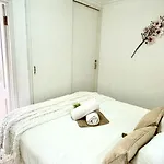 Apartment Sea Breeze In Playa De Americas By Deihu Experiences *