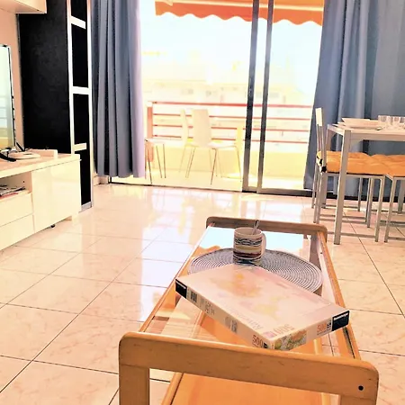 Sea Breeze In Playa De Americas By Deihu Experiences דירה